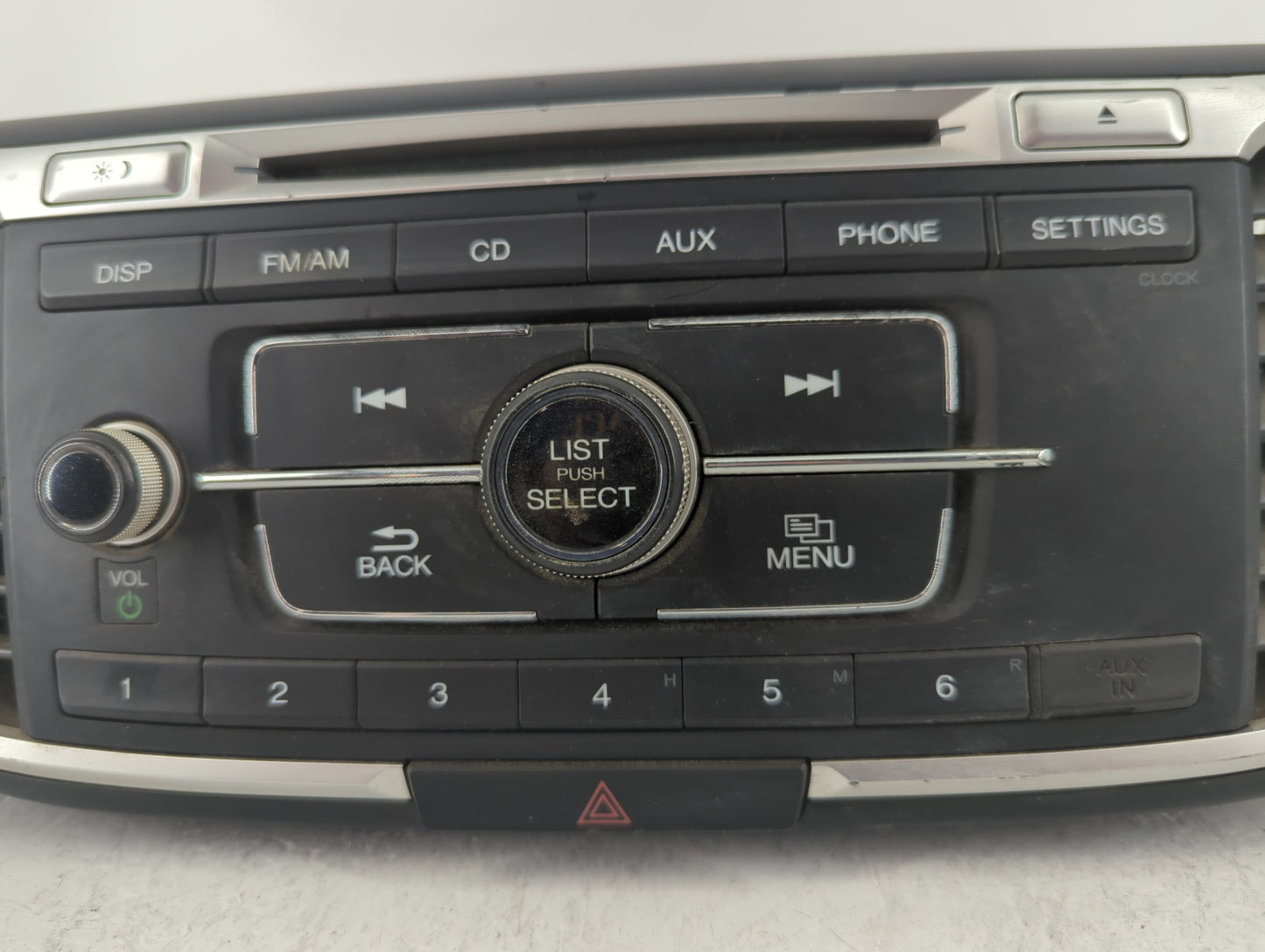 2017-2019 Nissan Sentra Am Fm Cd Player Radio Receiver - Oemusedautoparts1.com