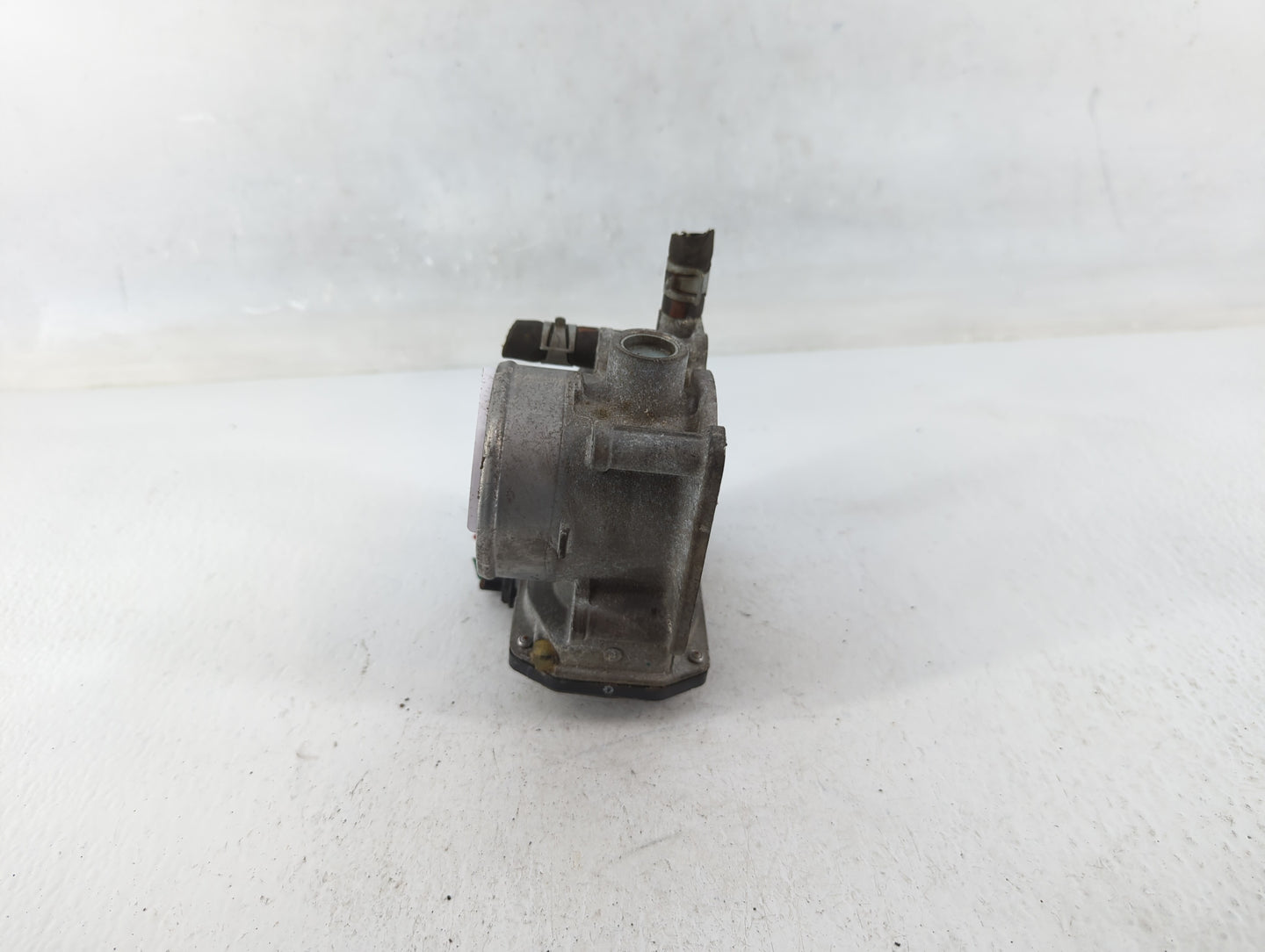 2013-2019 Nissan Sentra Throttle Body P/N:3RA60-01 A Fits Fits 2013 2014 2015 2016 2017 2018 2019 OEM Used Auto Parts - Oemu