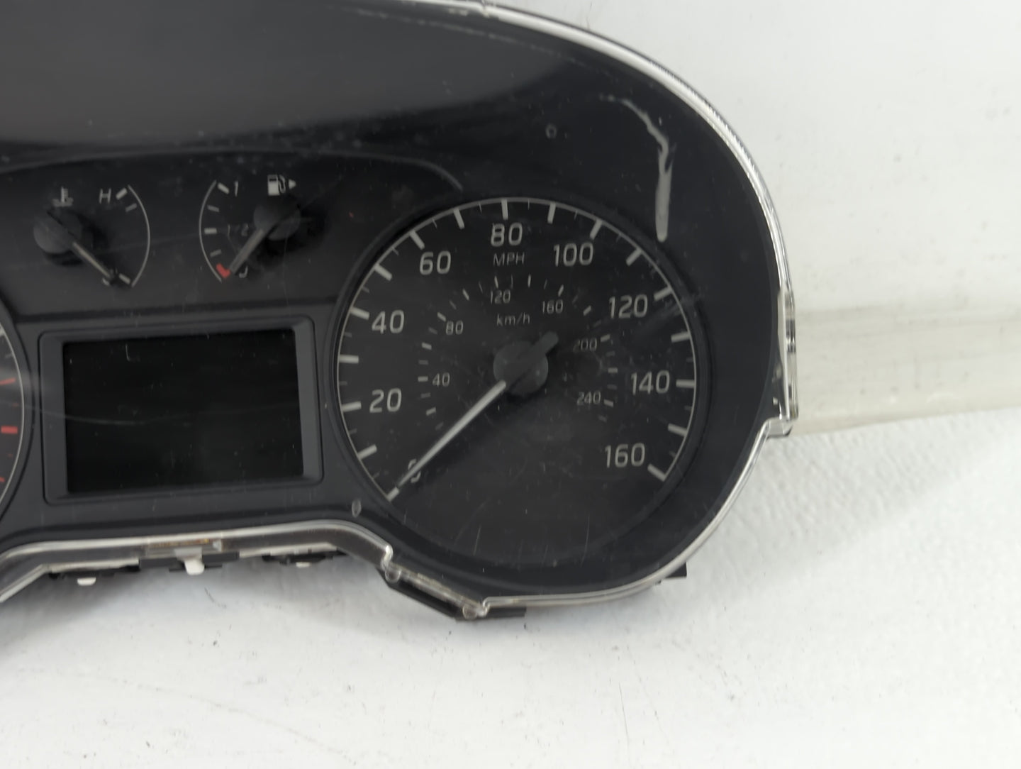 2016-2019 Nissan Sentra Instrument Cluster Speedometer Gauges P/N:248103YU0A Fits Fits 2016 2017 2018 2019 OEM Used Auto Par