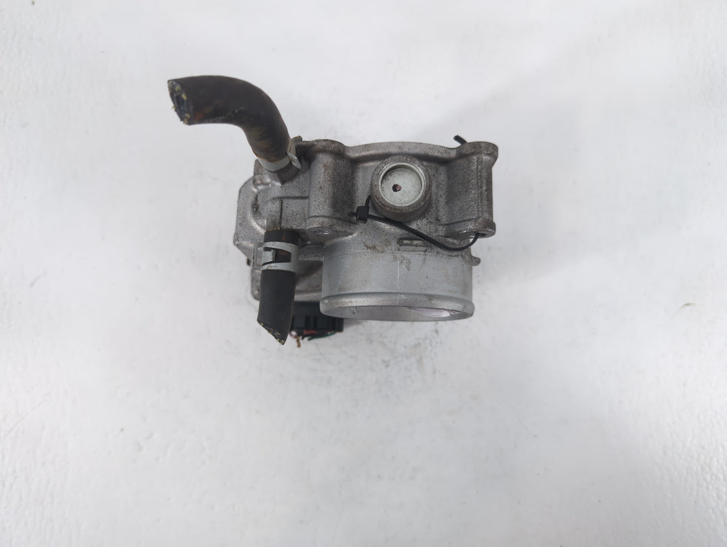 2013-2019 Nissan Sentra Throttle Body P/N:7A06 00704, 3RA60-01 B Fits Fits 2013 2014 2015 2016 2017 2018 2019 OEM Used Auto 