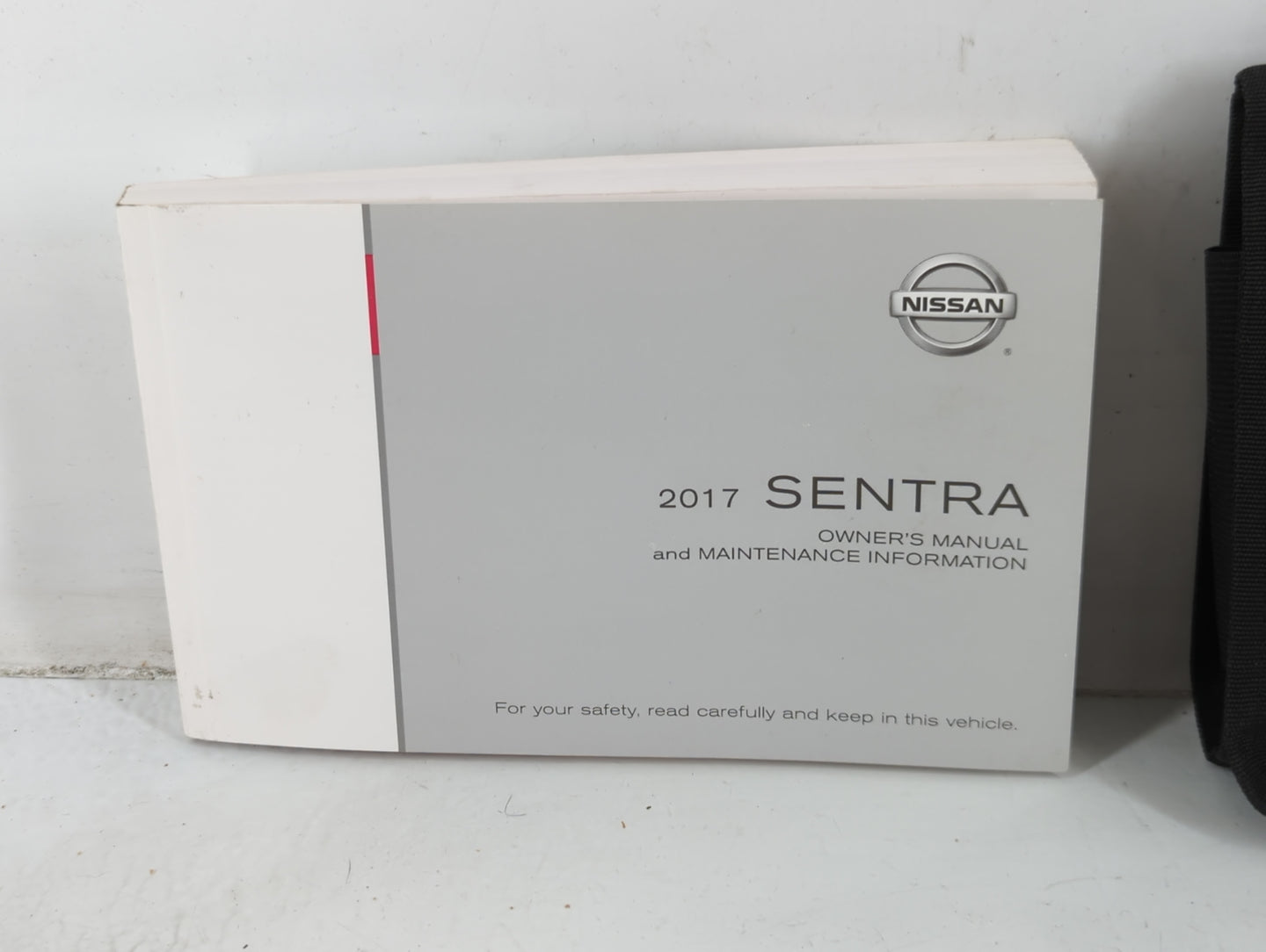 2017 Nissan Sentra Owners Manual Book Guide P/N:OM17EM 0B17U1 OEM Used Auto Parts - Oemusedautoparts1.com
