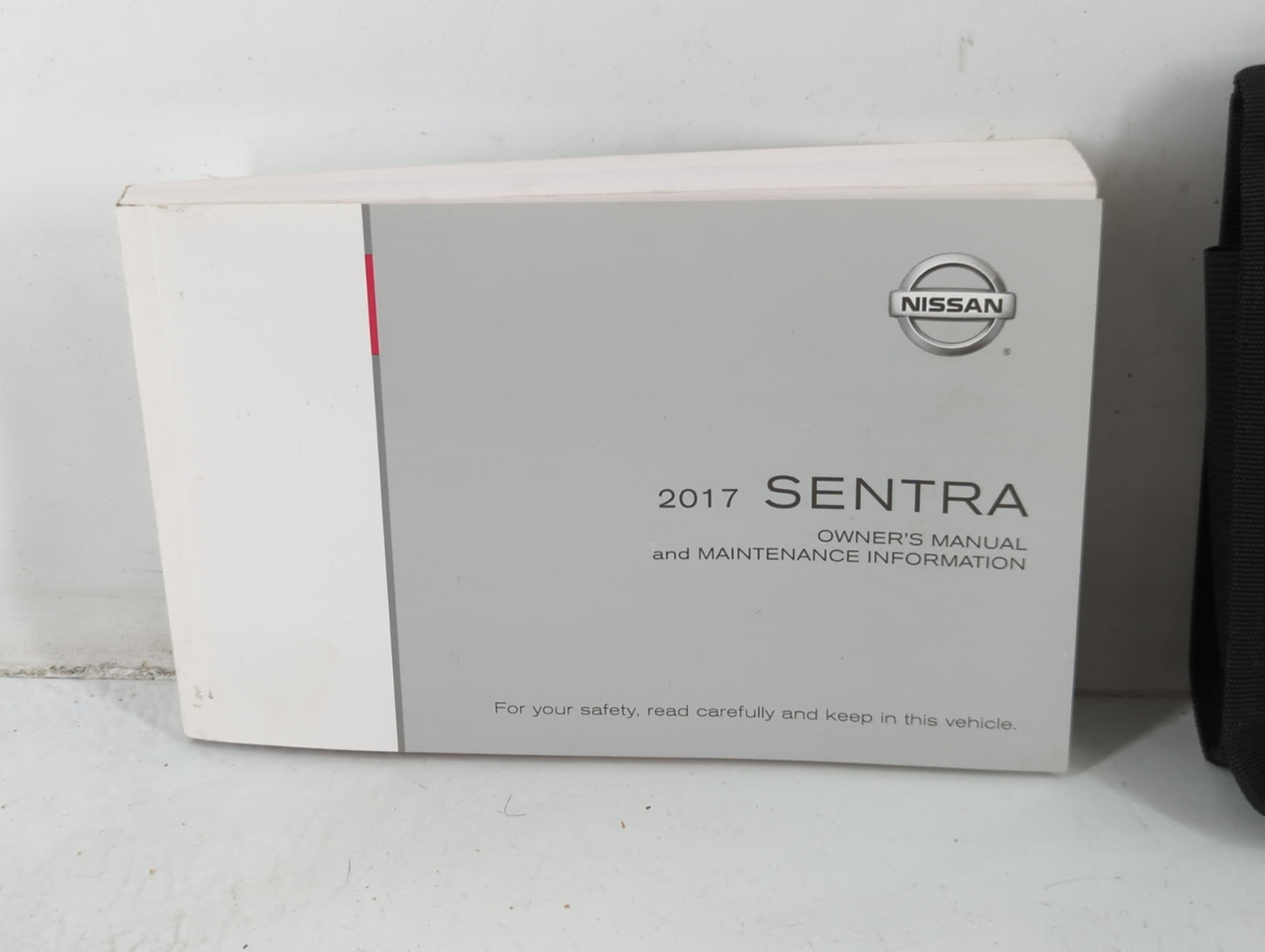 2017 Nissan Sentra Owners Manual Book Guide P/N:OM17EM 0B17U1 OEM Used Auto Parts - Oemusedautoparts1.com
