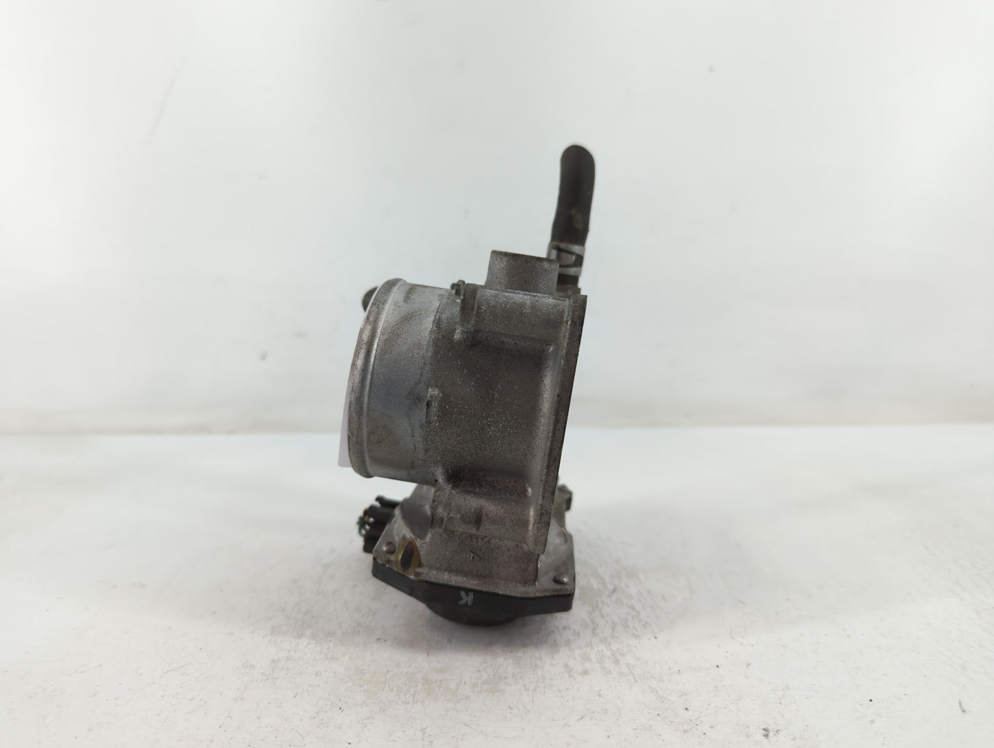 2013-2019 Nissan Sentra Throttle Body P/N:00894 6L15, 3RA60-01 B Fits Fits 2013 2014 2015 2016 2017 2018 2019 OEM Used Auto 