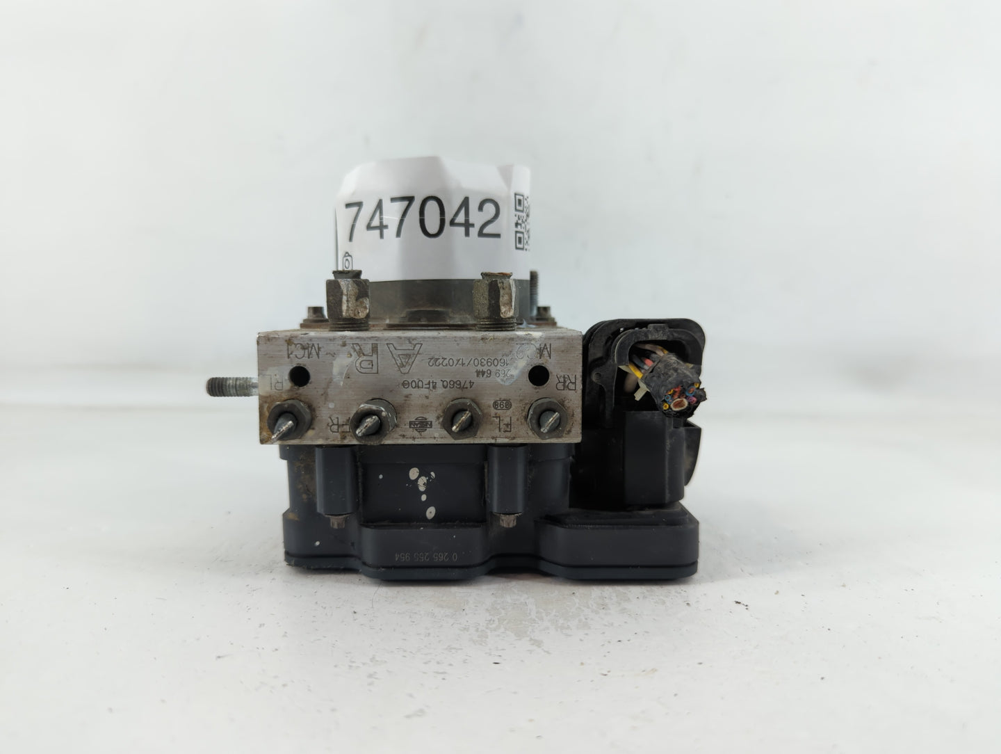 2016-2018 Nissan Sentra ABS Pump Control Module Replacement P/N:47660 4FU00 Fits Fits 2016 2017 2018 OEM Used Auto Parts - O