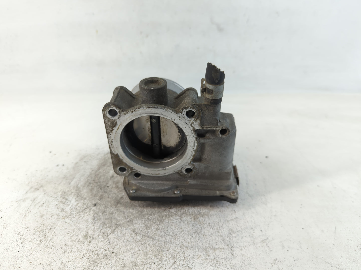 2013-2019 Nissan Sentra Throttle Body P/N:00165 3RA60-01 B Fits Fits 2013 2014 2015 2016 2017 2018 2019 OEM Used Auto Parts 