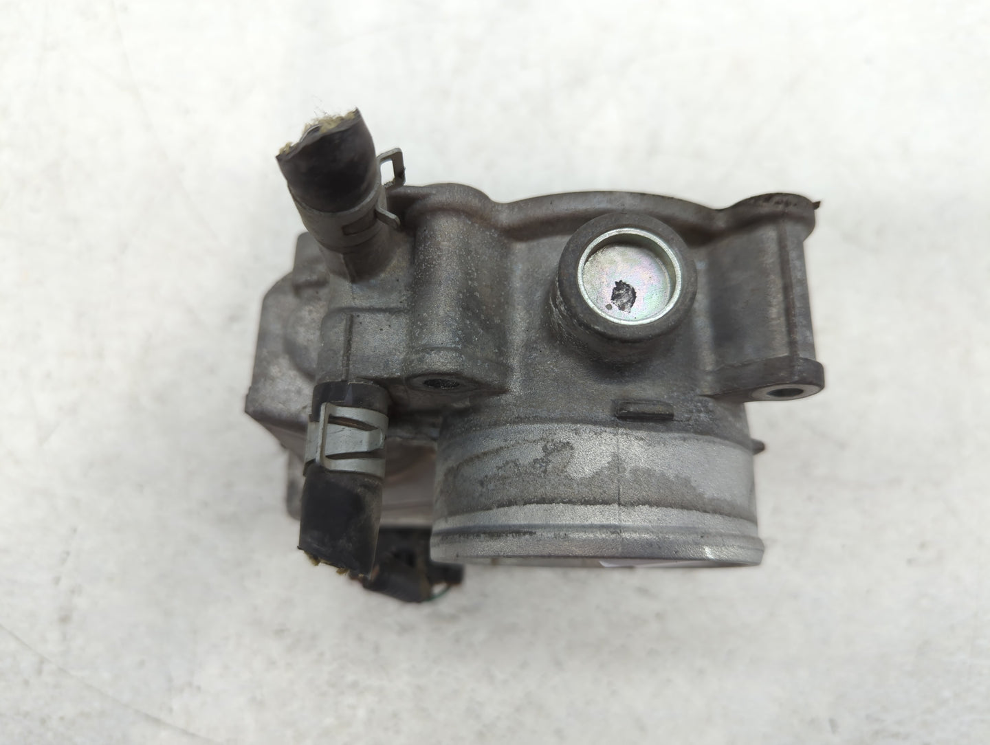 2013-2019 Nissan Sentra Throttle Body P/N:7B22 00870, 3RA60-01 B Fits Fits 2013 2014 2015 2016 2017 2018 2019 OEM Used Auto 