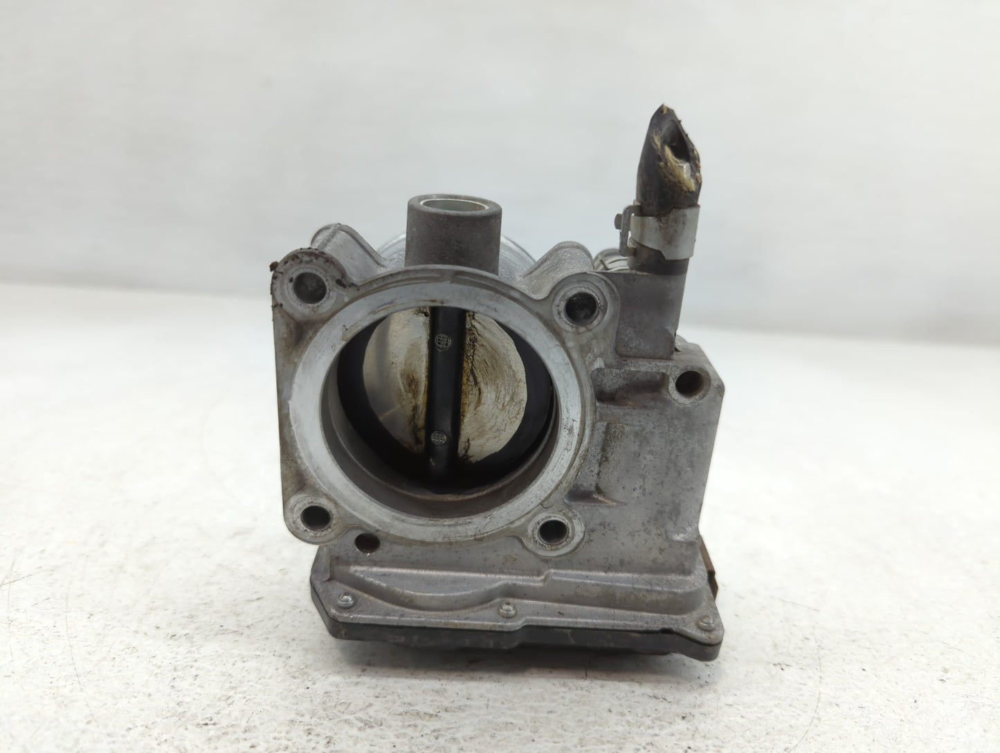 2013-2019 Nissan Sentra Throttle Body P/N:7B22 00870, 3RA60-01 B Fits Fits 2013 2014 2015 2016 2017 2018 2019 OEM Used Auto 