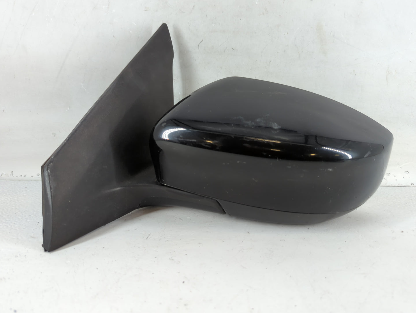 2016-2019 Nissan Sentra Passenger Side View Mirror - Right Door Mirror OEM Used - Oemusedautoparts1.com