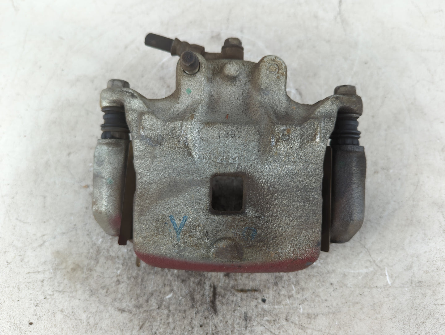 2013-2019 Nissan Sentra Front Passenger Right Brake Caliper - Oemusedautoparts1.com