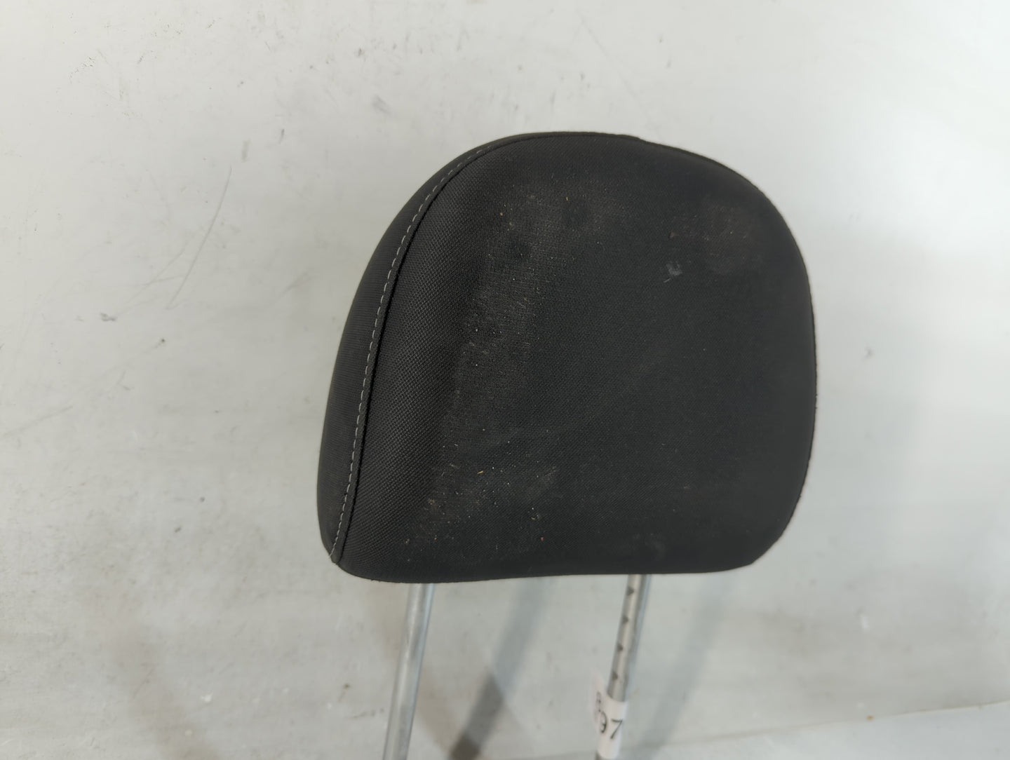 2017-2019 Nissan Sentra Headrest Head Rest Front Driver Passenger Seat Fits Fits 2017 2018 2019 OEM Used Auto Parts - Oemuse