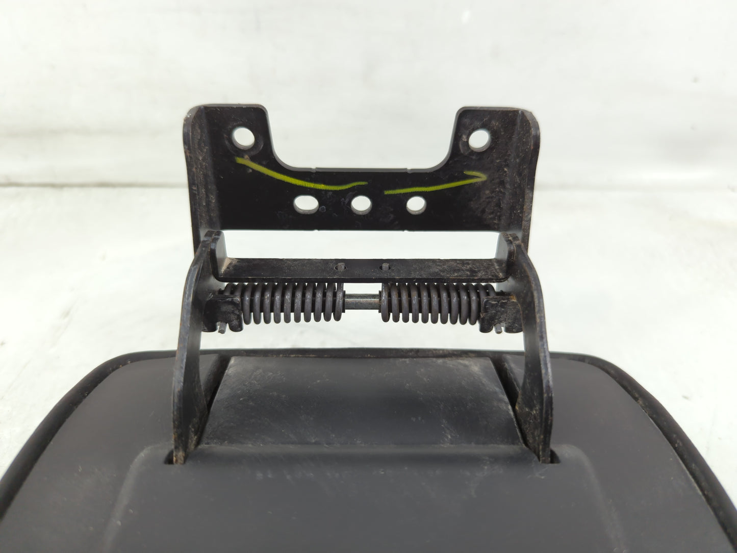 2017 Nissan Sentra Center Console Armrest Cover Lid P/N:188 17 Fits OEM Used Auto Parts - Oemusedautoparts1.com