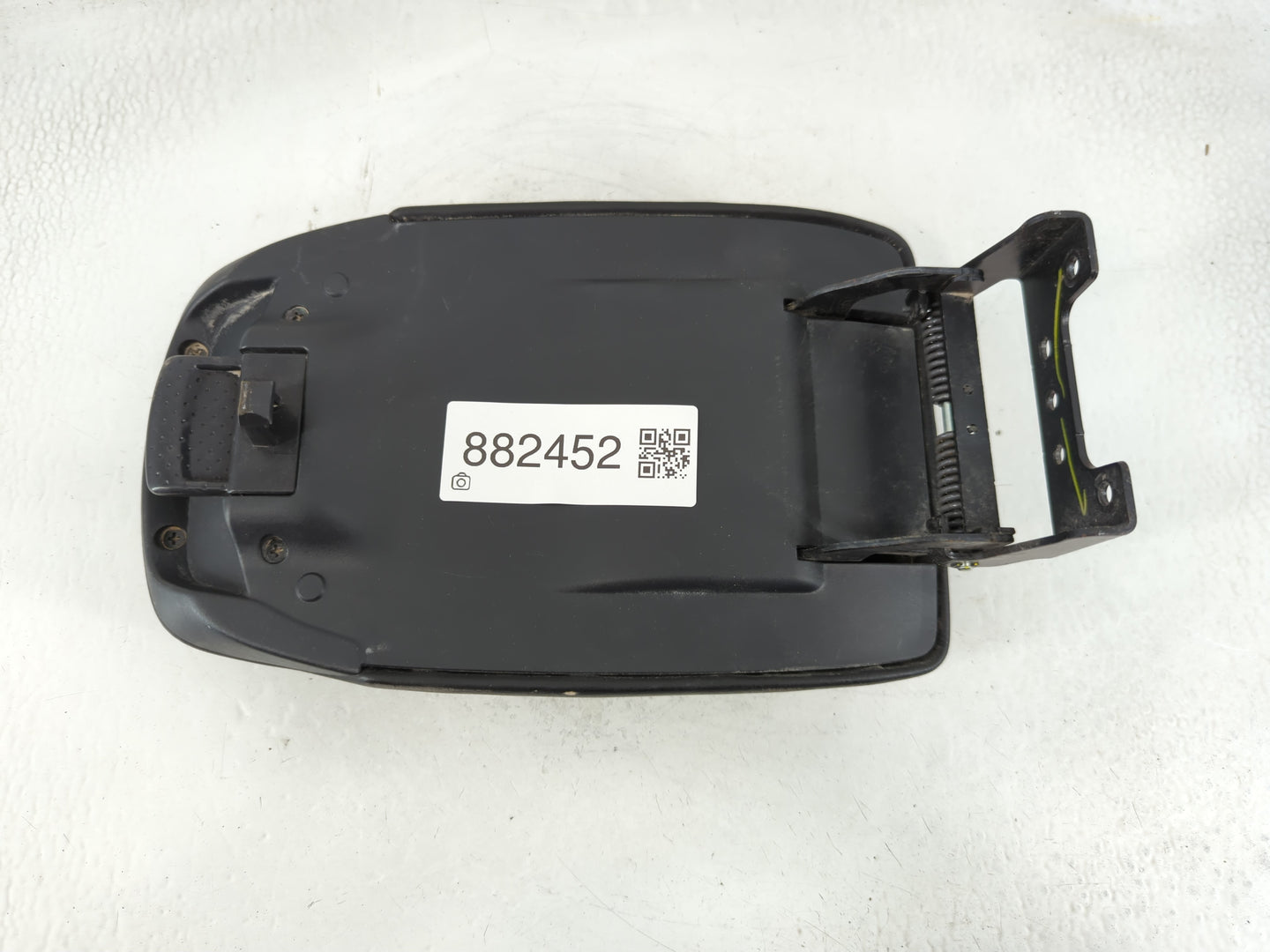 2017 Nissan Sentra Center Console Armrest Cover Lid P/N:188 17 Fits OEM Used Auto Parts - Oemusedautoparts1.com