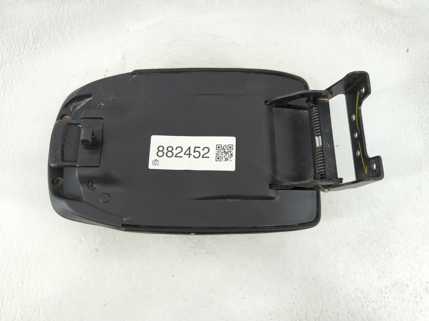 2017 Nissan Sentra Center Console Armrest Cover Lid P/N:188 17 Fits OEM Used Auto Parts - Oemusedautoparts1.com