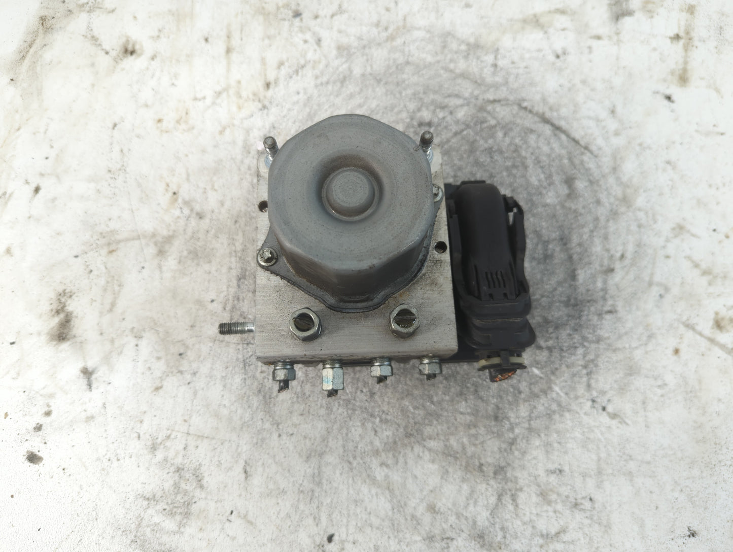 2016-2018 Nissan Sentra ABS Pump Control Module Replacement P/N:47660 4FU0C Fits Fits 2016 2017 2018 OEM Used Auto Parts - O