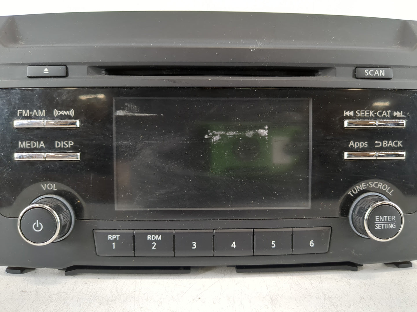 2016-2017 Nissan Titan Radio AM FM Cd Player Receiver Replacement P/N:28185 EZ20B Fits Fits 2016 2017 OEM Used Auto Parts - 