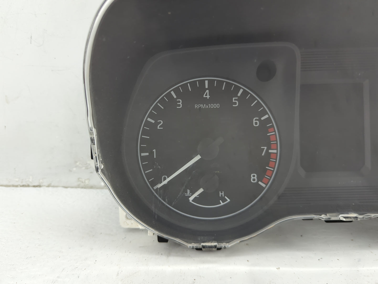 2017-2018 Nissan Titan Instrument Cluster Speedometer Gauges P/N:24810EZ03B Fits Fits 2017 2018 OEM Used Auto Parts - Oemuse