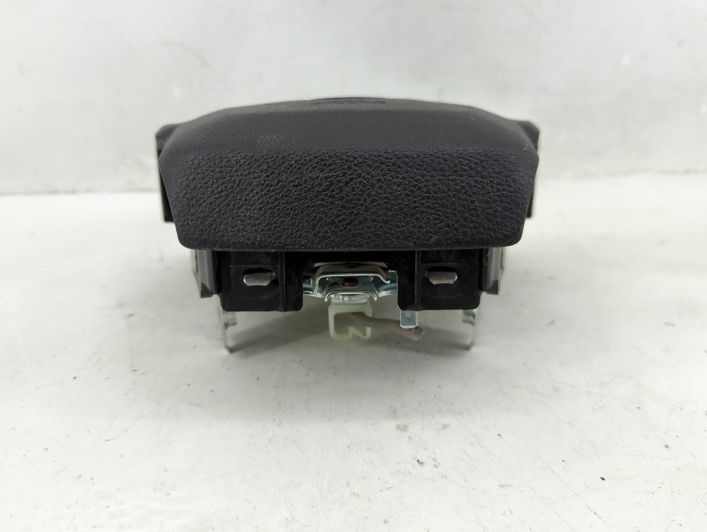 2016-2018 Nissan Titan Air Bag Driver Left Steering Wheel Mounted Fits Fits 2016 2017 2018 OEM Used Auto Parts - Oemusedauto