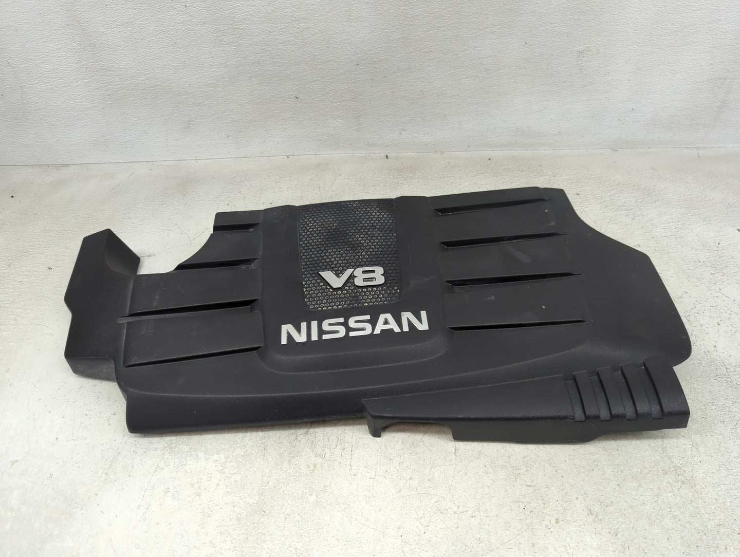 2017 Nissan Titan Engine Cover - Oemusedautoparts1.com