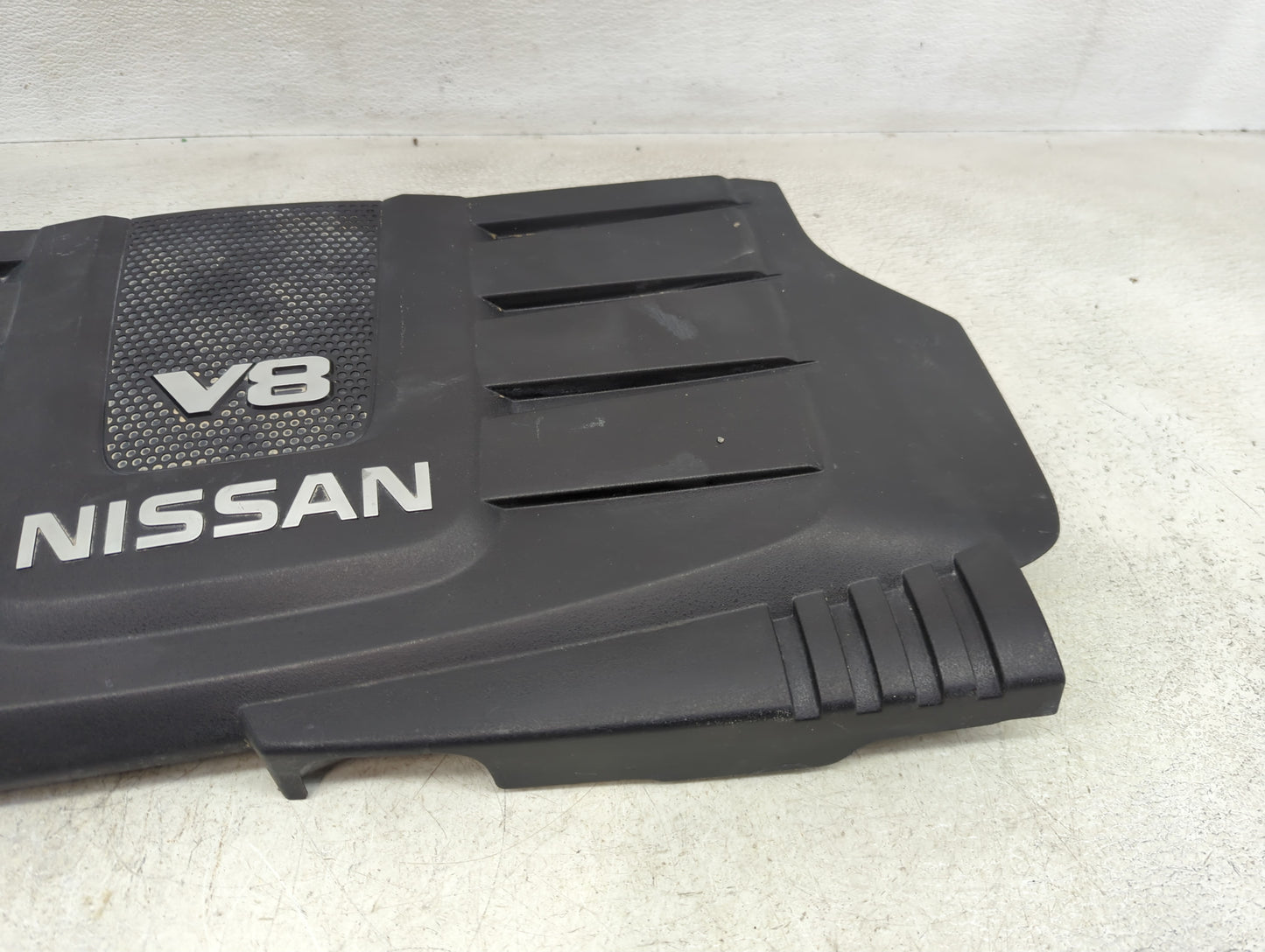 2017 Nissan Titan Engine Cover - Oemusedautoparts1.com