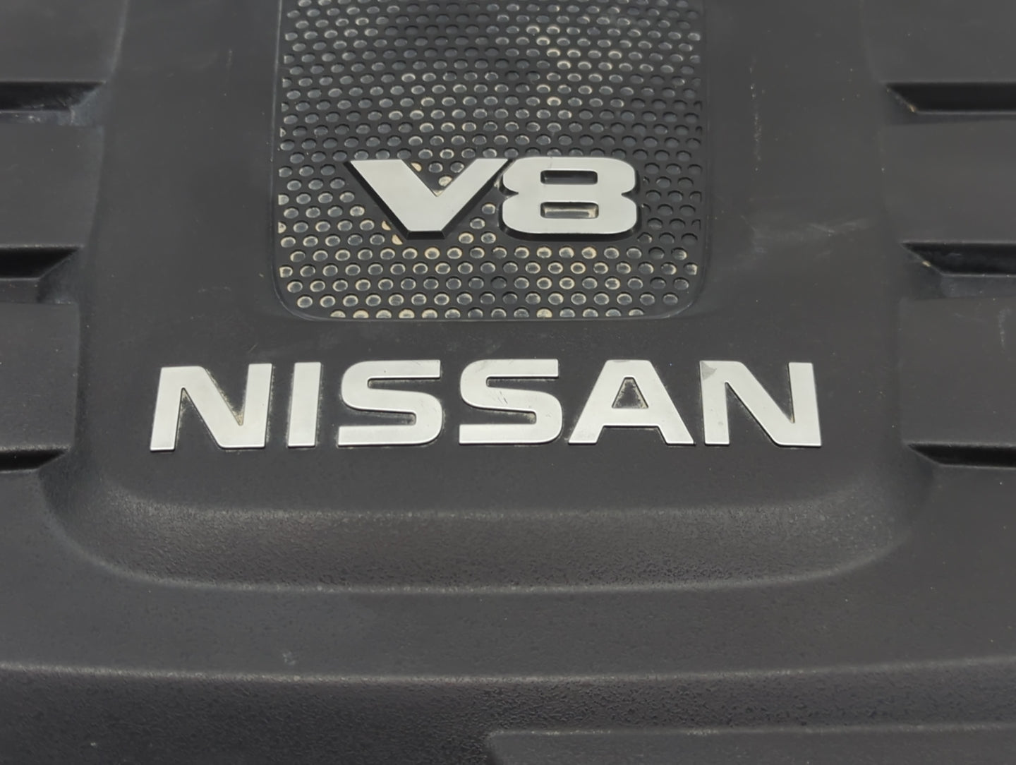 2017 Nissan Titan Engine Cover - Oemusedautoparts1.com