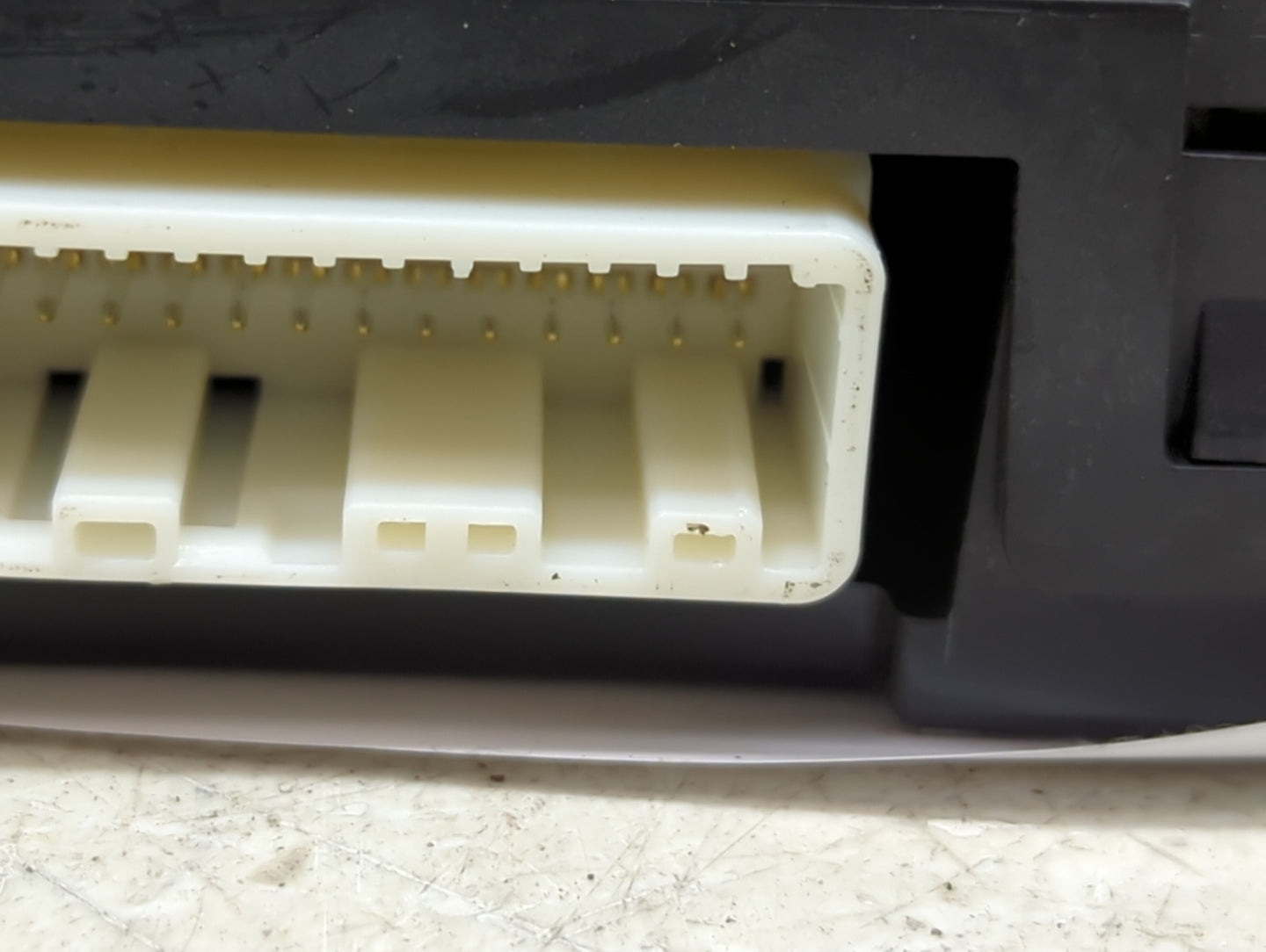 2017-2017 Nissan Titan Temperature Control Module 27760ez00d - Oemusedautoparts1.com