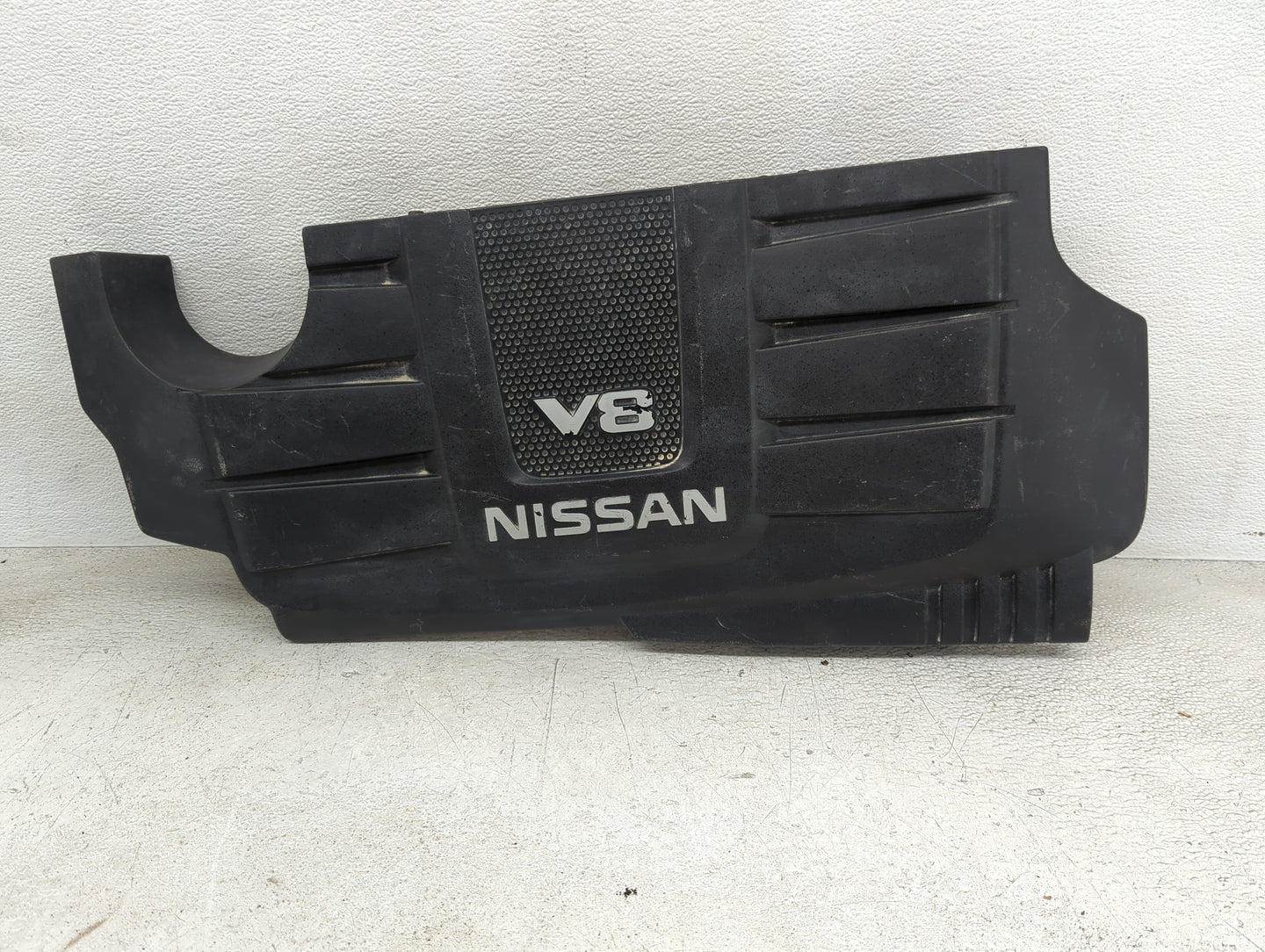 2017 Nissan Titan Engine Cover - Oemusedautoparts1.com
