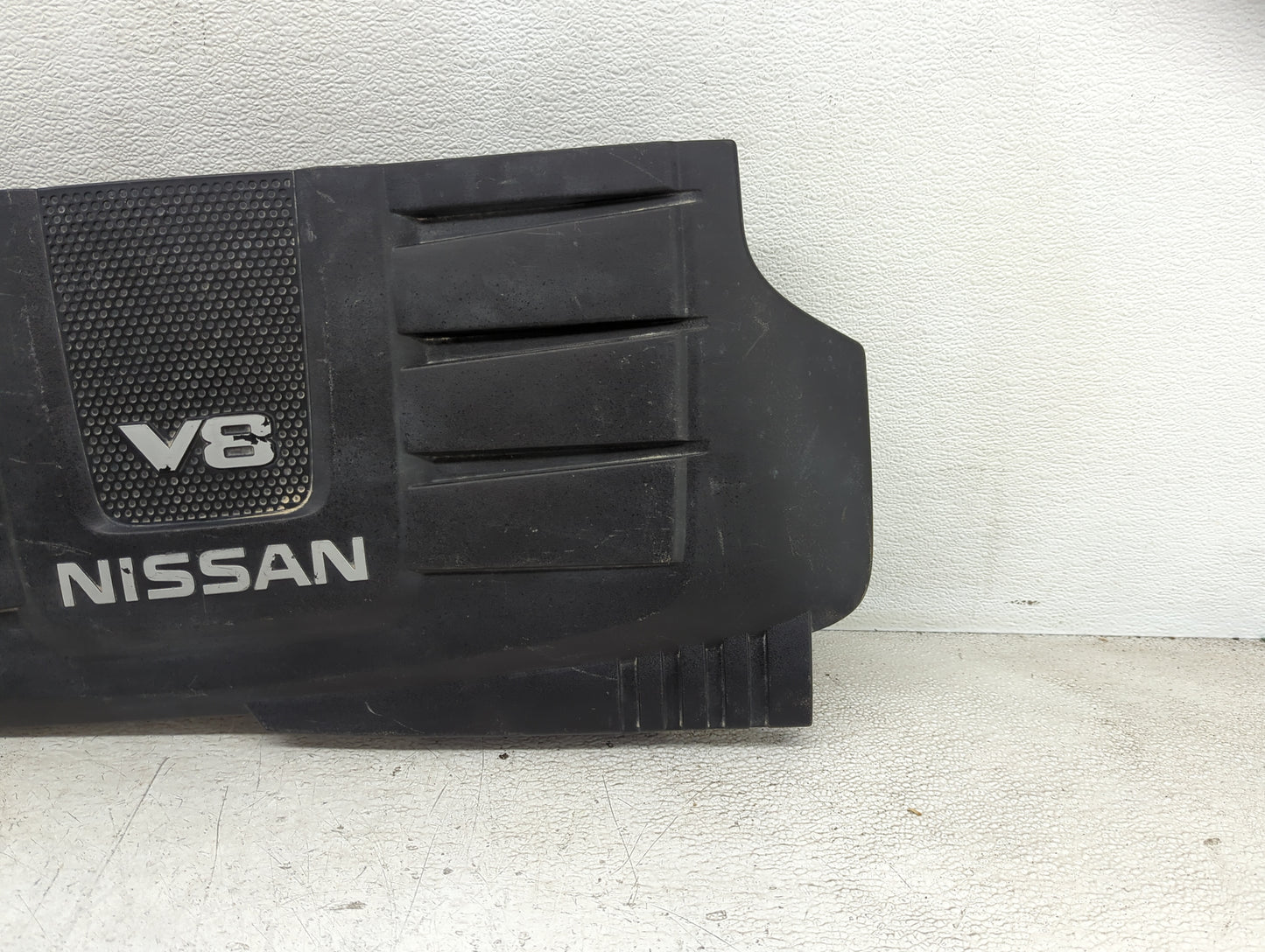 2017 Nissan Titan Engine Cover - Oemusedautoparts1.com