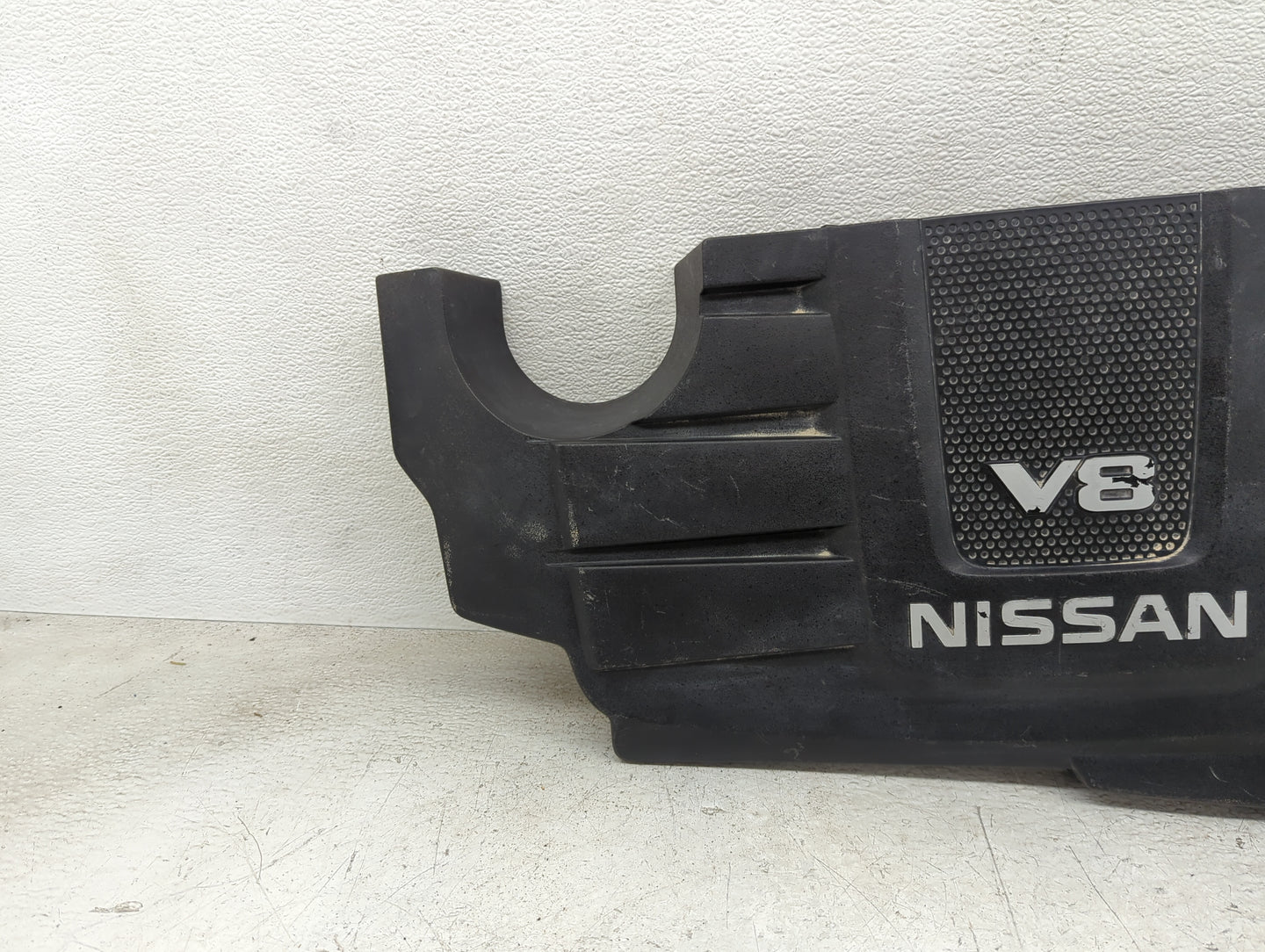 2017 Nissan Titan Engine Cover - Oemusedautoparts1.com
