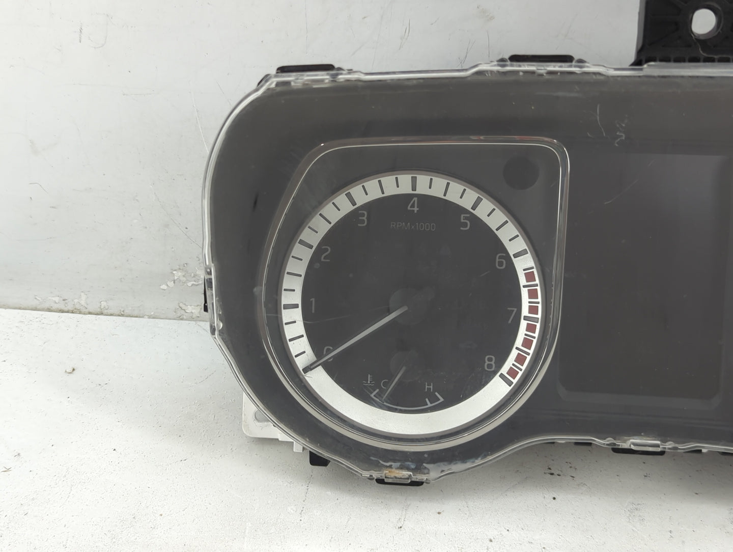 2017-2018 Nissan Titan Instrument Cluster Speedometer Gauges P/N:CKMX-AGS Fits Fits 2017 2018 OEM Used Auto Parts - Oemuseda