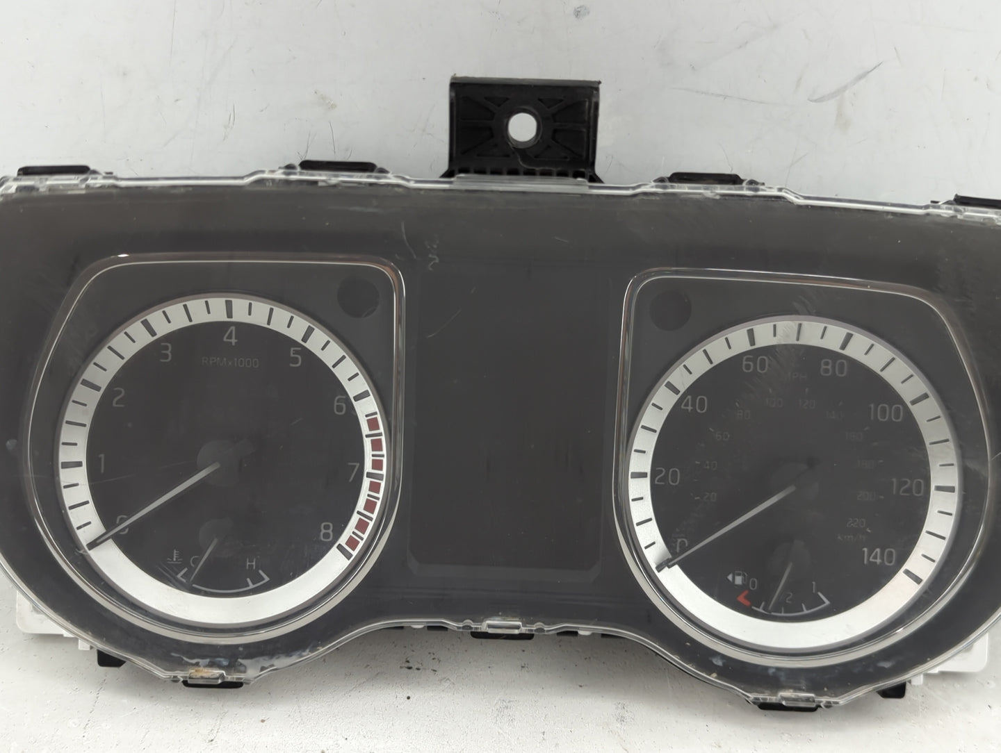 2017-2018 Nissan Titan Instrument Cluster Speedometer Gauges P/N:CKMX-AGS Fits Fits 2017 2018 OEM Used Auto Parts - Oemuseda