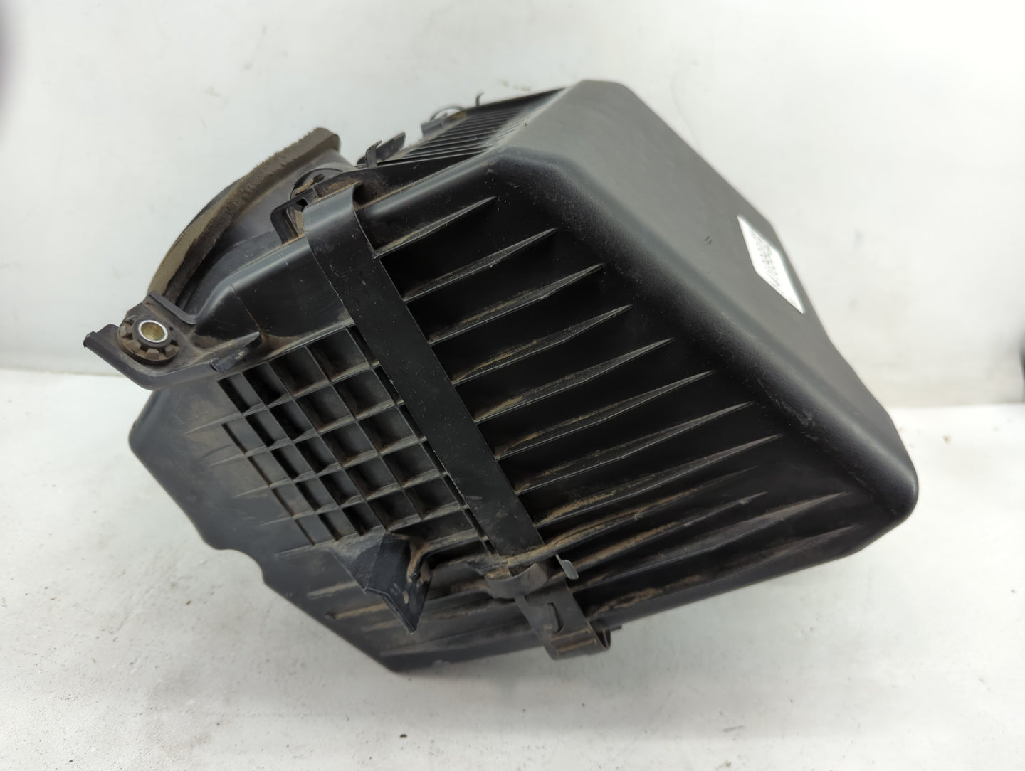 2017-2022 Nissan Titan Air Cleaner Intake-duct Hose Tube - Oemusedautoparts1.com