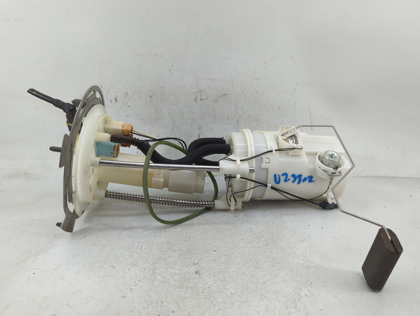 2017-2022 Nissan Titan Electrical Gas Fuel Pump Assembly - Oemusedautoparts1.com