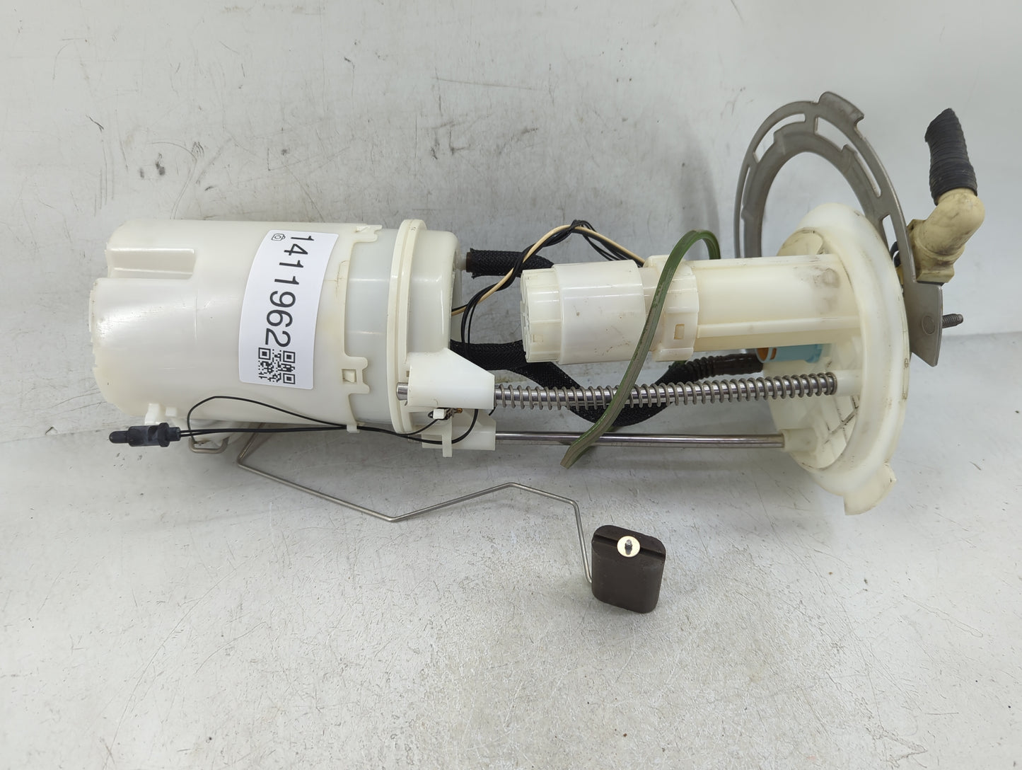 2017-2022 Nissan Titan Electrical Gas Fuel Pump Assembly - Oemusedautoparts1.com