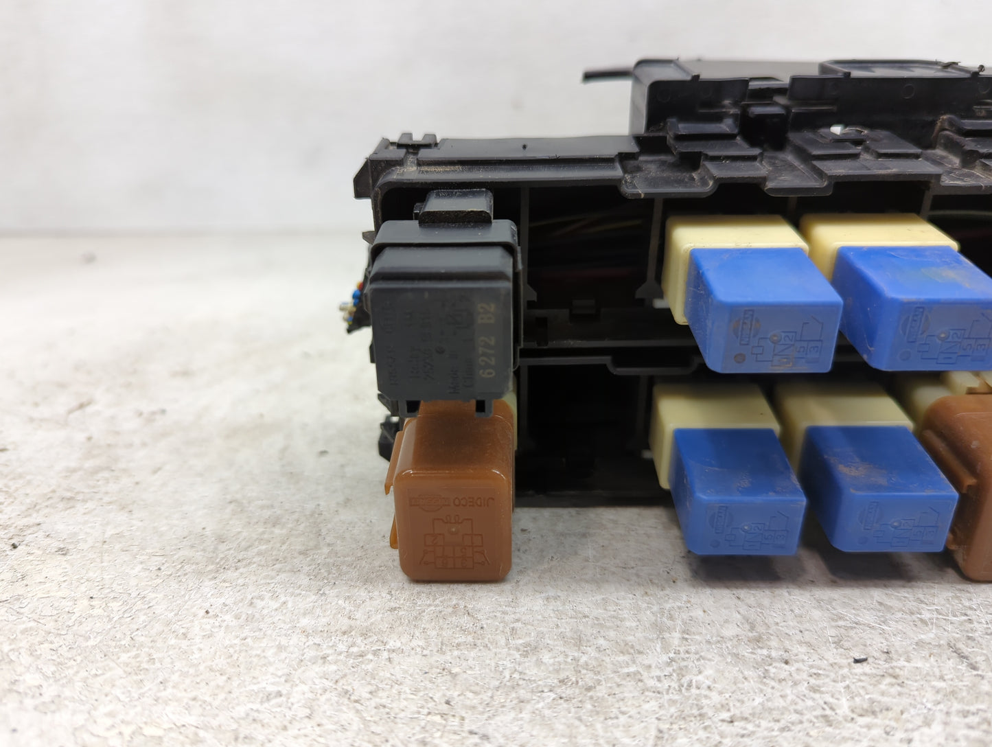 2016-2022 Nissan Titan Fusebox Fuse Box Panel Relay Module P/N:24382 EZ00B Fits Fits 2016 2017 2018 2019 2020 2021 2022 OEM 