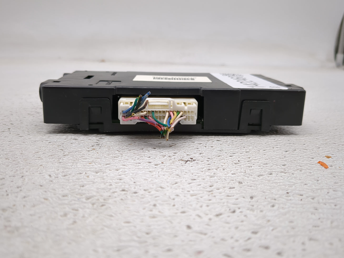 2017-2017 Nissan Titan Temperature Control Module 277609fv0b - Oemusedautoparts1.com