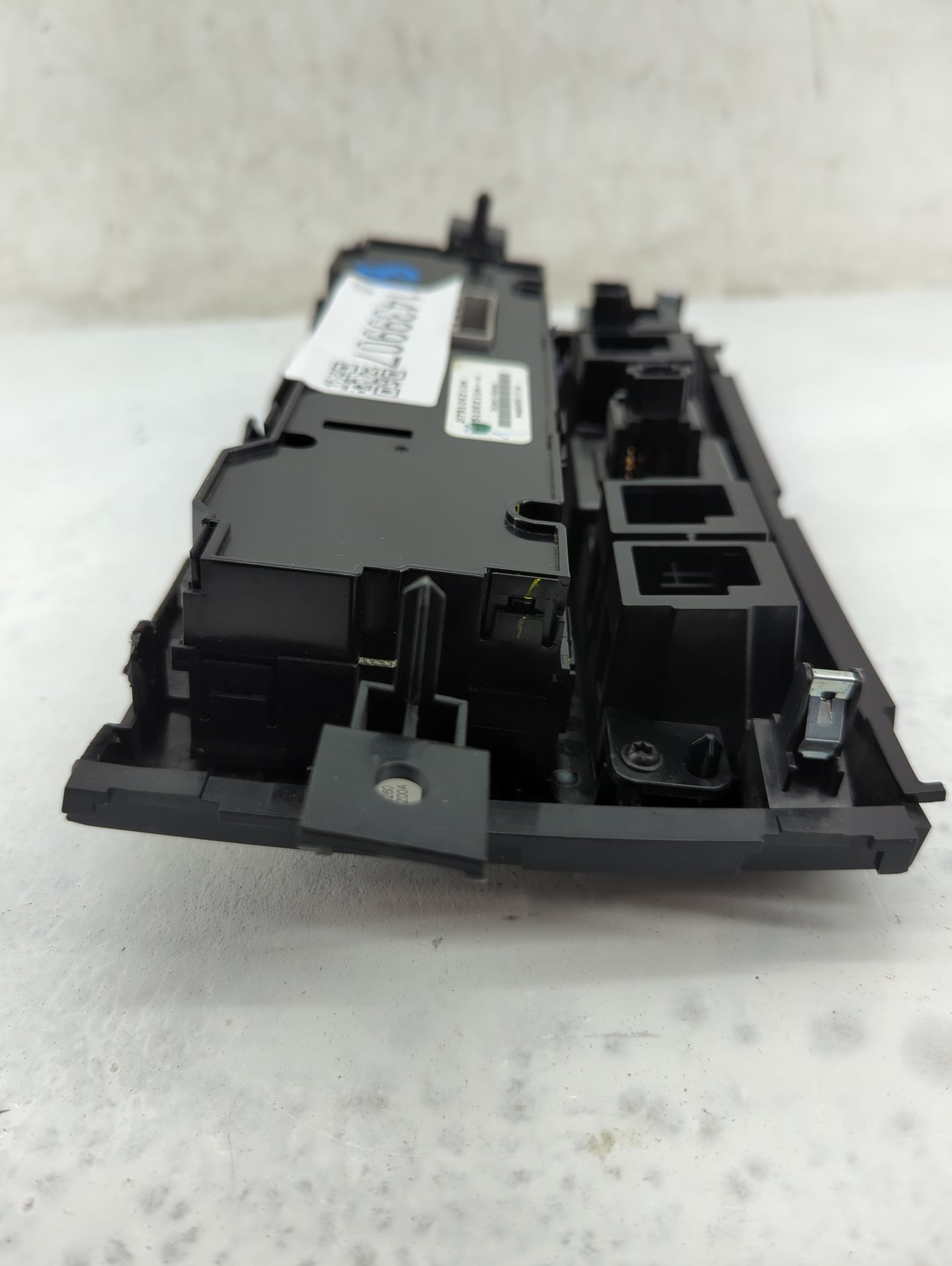 2016-2017 Nissan Titan Climate Control Module Temperature AC/Heater Replacement P/N:27510EZ10A Fits Fits 2016 2017 OEM Used 
