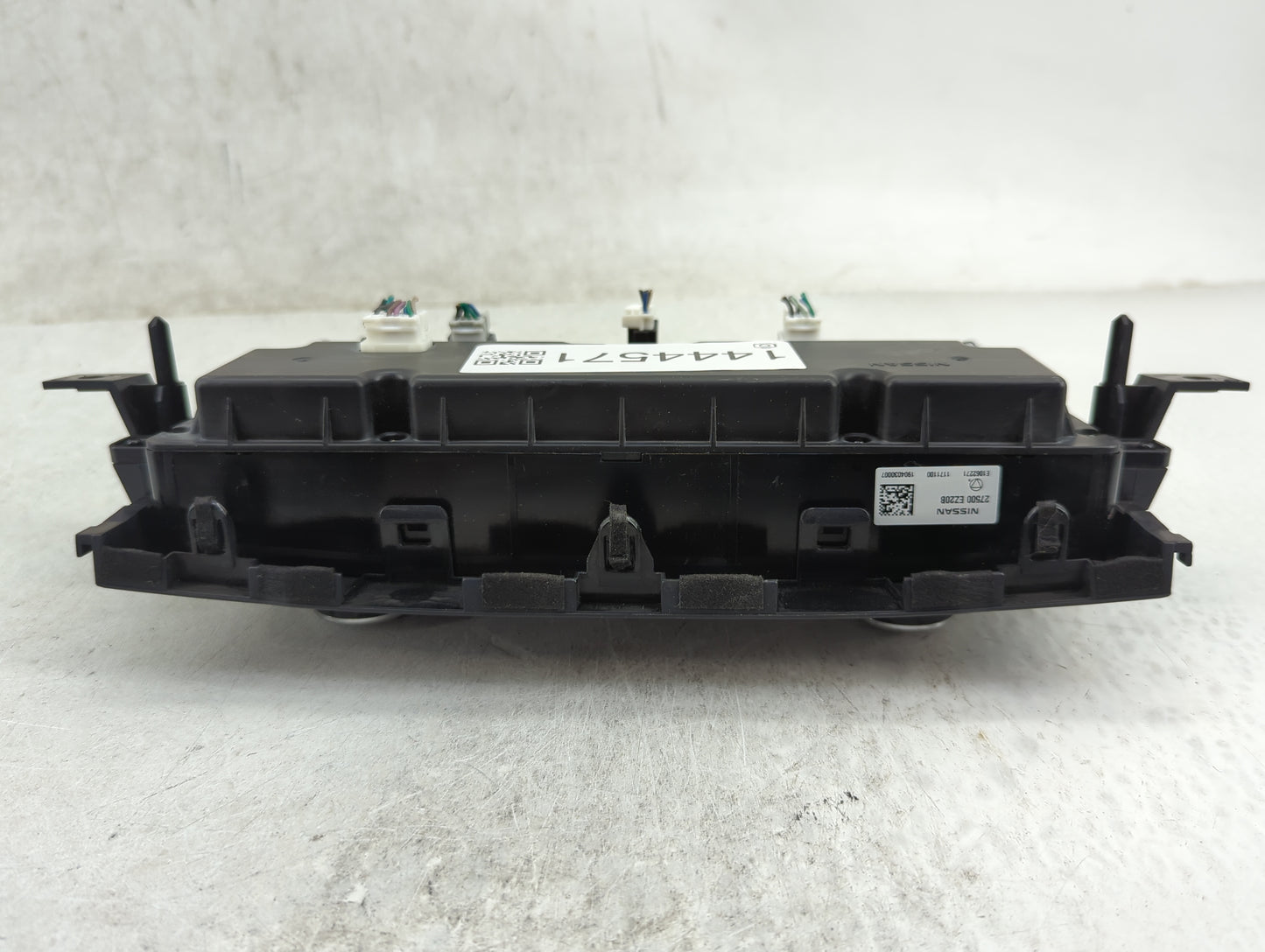 2016-2022 Nissan Titan Climate Control Module Temperature AC/Heater Replacement P/N:27500 EZ20B Fits OEM Used Auto Parts - O