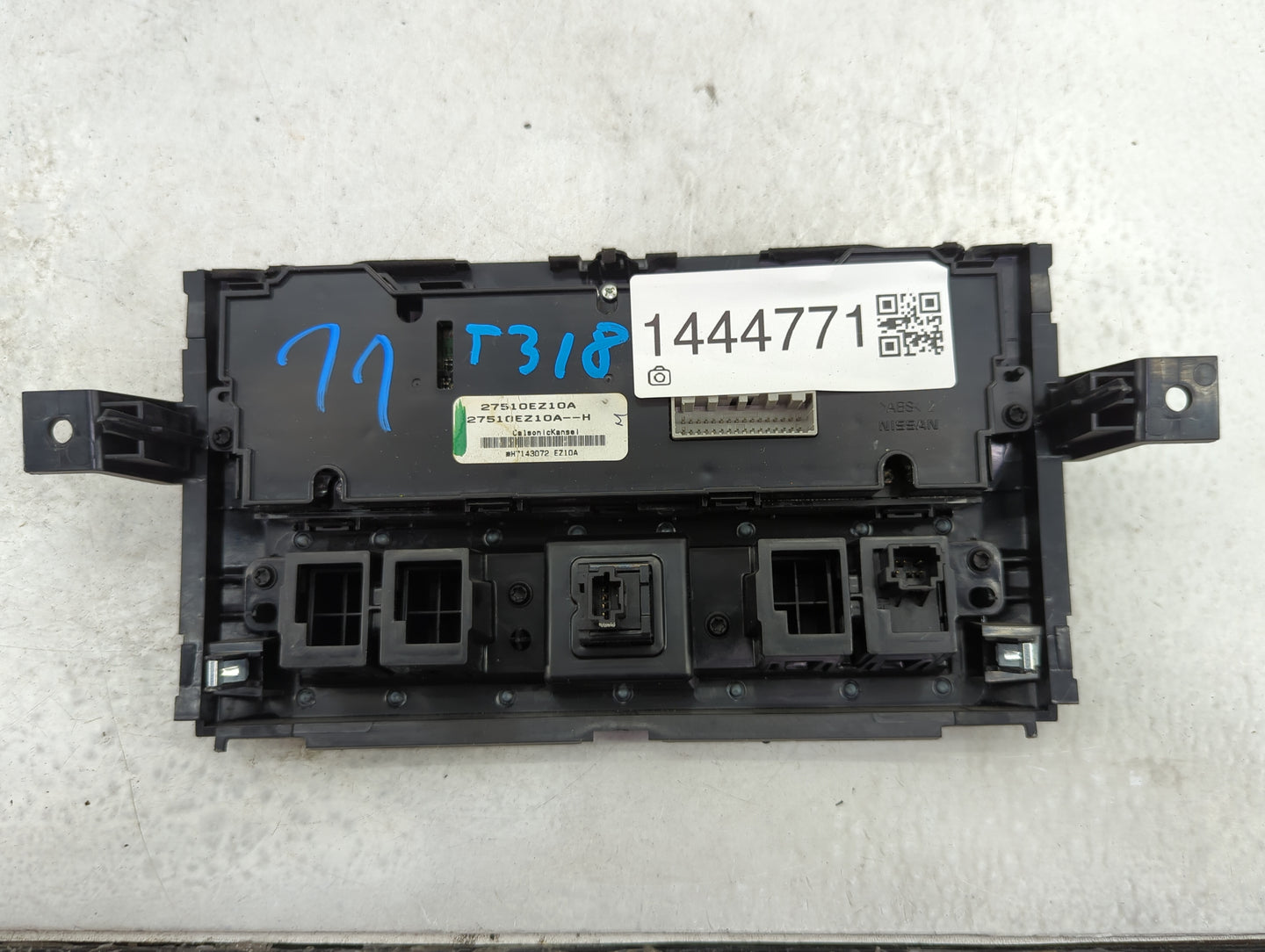 2016-2017 Nissan Titan Climate Control Module Temperature AC/Heater Replacement P/N:27510EZ10A 27510EZ10A--H Fits Fits 2016 