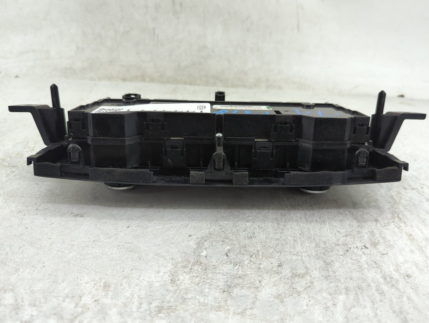 2016-2017 Nissan Titan Climate Control Module Temperature AC/Heater Replacement P/N:27510EZ10A 27510EZ10A--H Fits Fits 2016 