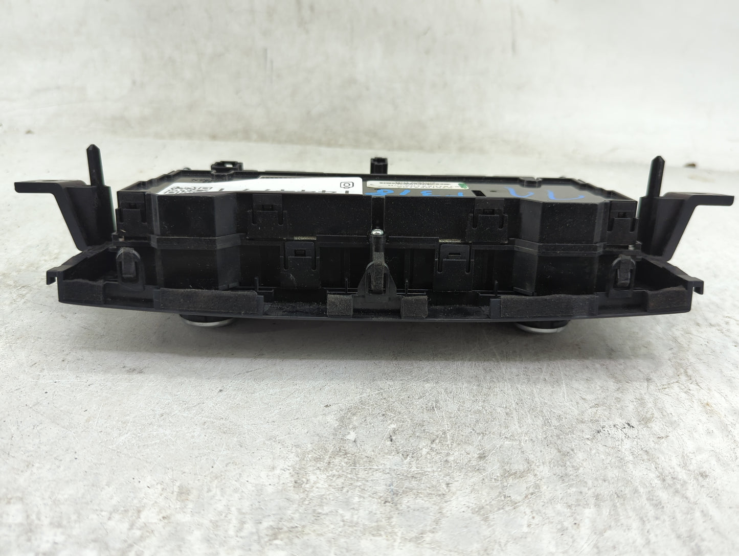 2016-2017 Nissan Titan Climate Control Module Temperature AC/Heater Replacement P/N:27510EZ10A 27510EZ10A--H Fits Fits 2016 