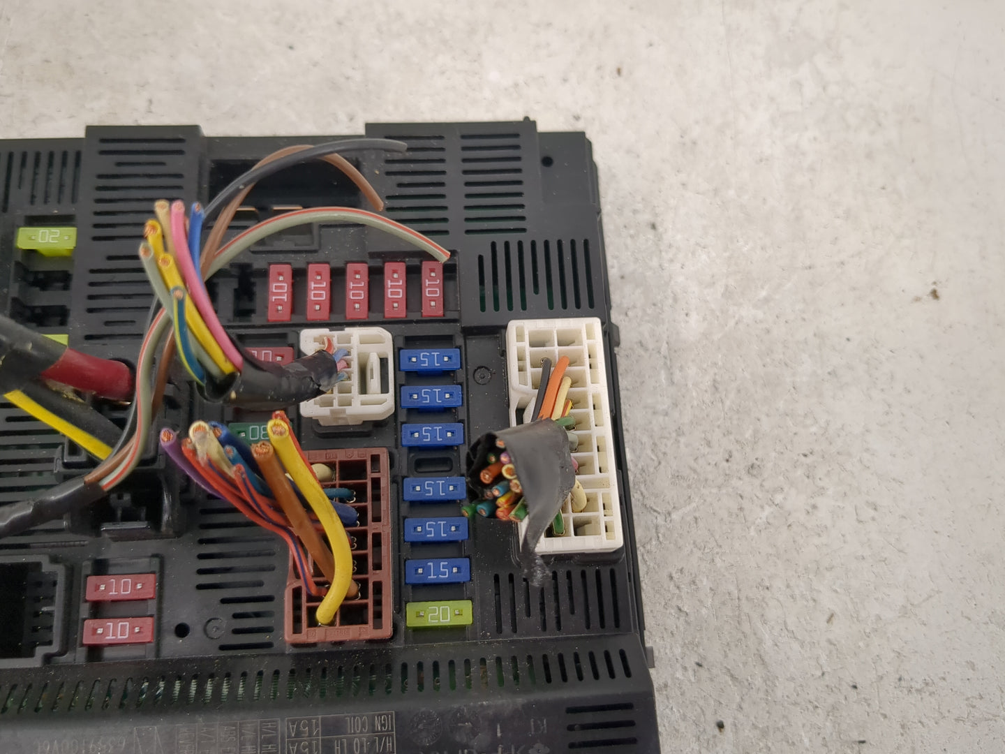 2016-2022 Nissan Titan Fusebox Fuse Box Panel Relay Module P/N:284B6EZ30A 6359100V6C Fits Fits 2016 2017 2018 2019 2020 2021