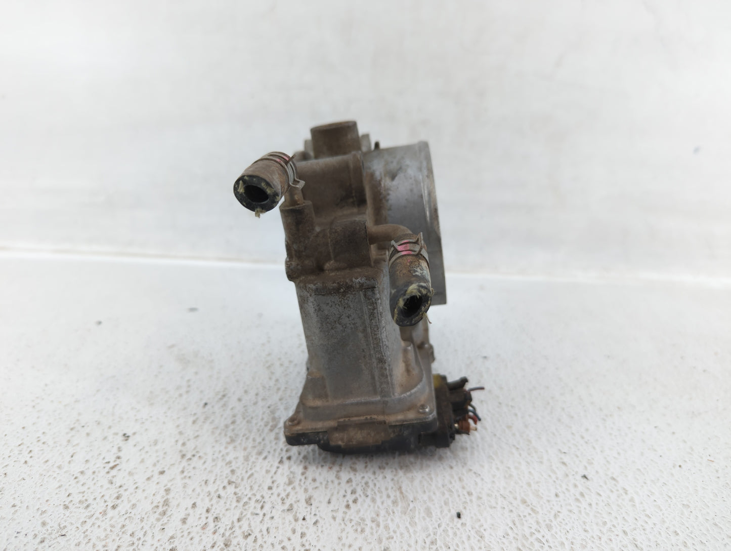 2016-2022 Nissan Titan Throttle Body P/N:1LA76-01 F Fits Fits 2011 2012 2013 2014 2015 2016 2017 2018 2019 2020 2021 2022 OE