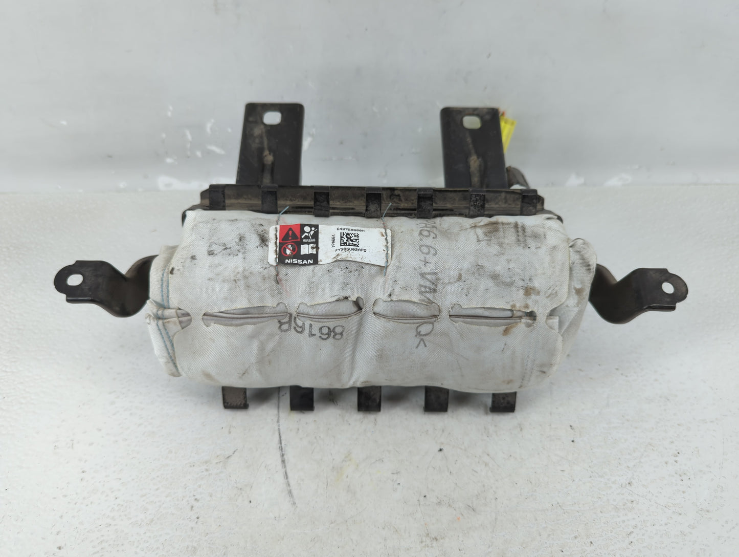 2017 Nissan Titan Air Bag Driver Left Steering Wheel Mounted - Oemusedautoparts1.com