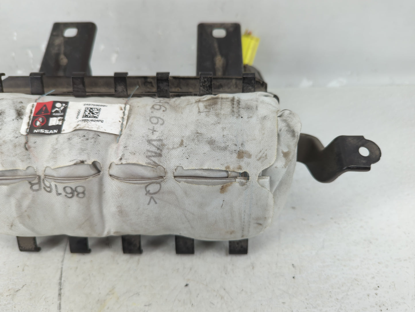 2017 Nissan Titan Air Bag Driver Left Steering Wheel Mounted - Oemusedautoparts1.com