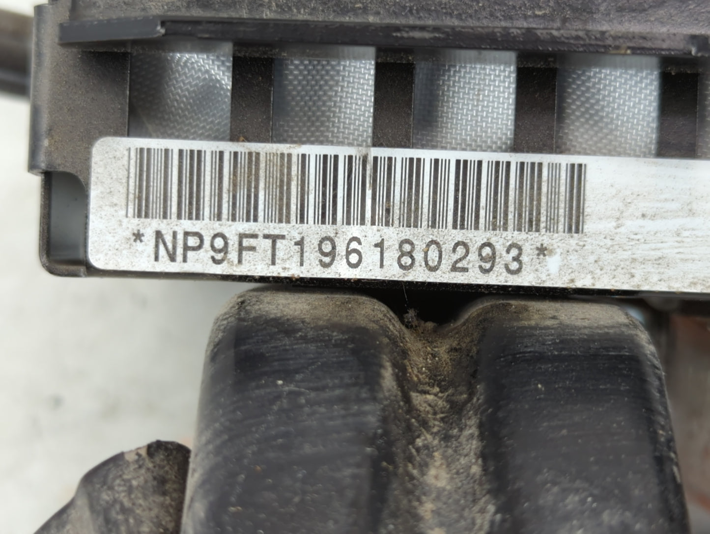 2017 Nissan Titan Air Bag Driver Left Steering Wheel Mounted - Oemusedautoparts1.com