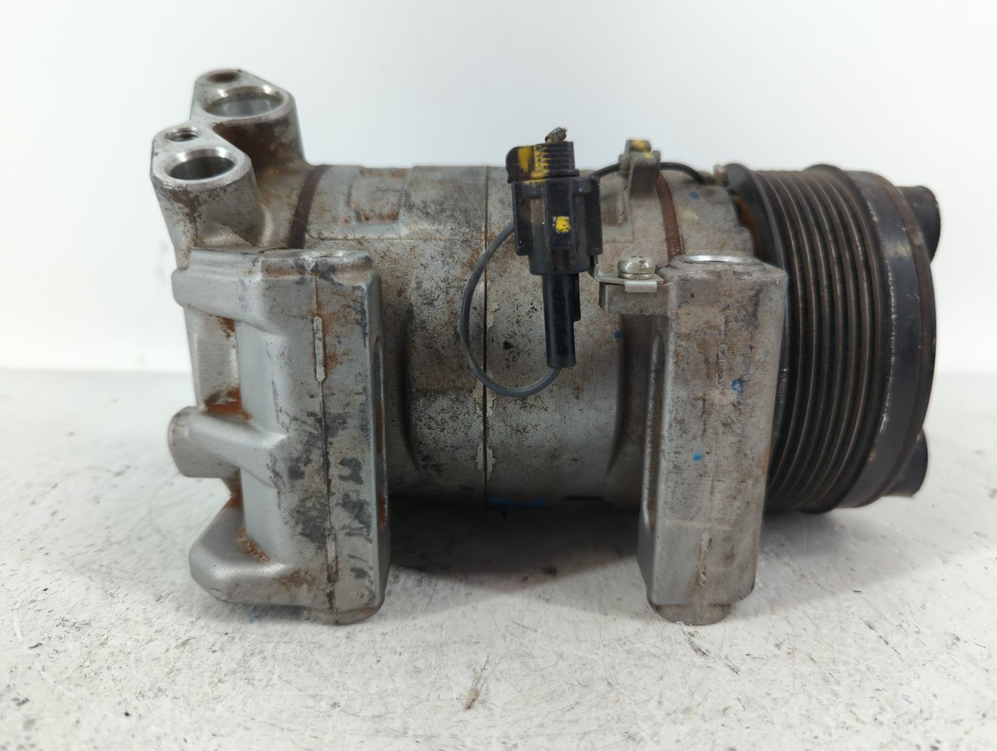 2017-2018 Nissan Titan Air Conditioning A/c Ac Compressor Oem - Oemusedautoparts1.com