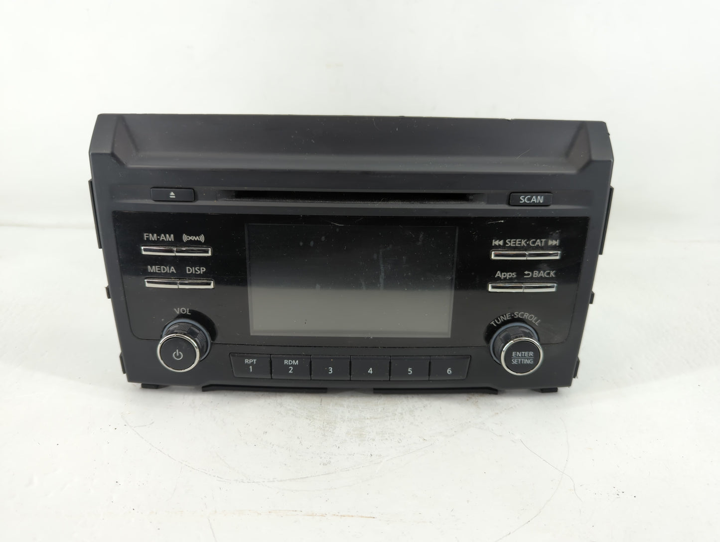 Nissan Titan Am Fm Cd Player Radio Receiver - Oemusedautoparts1.com