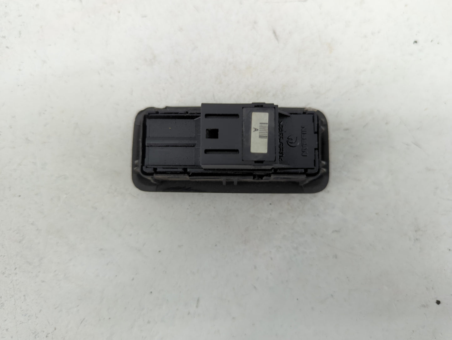 2016-2022 Nissan Titan Xd Master Power Window Switch Replacement Driver Side Left Fits OEM Used Auto Parts - Oemusedautopart