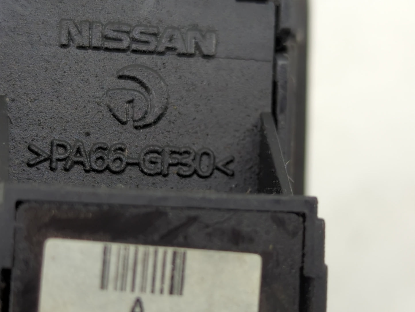 2016-2022 Nissan Titan Xd Master Power Window Switch Replacement Driver Side Left Fits OEM Used Auto Parts - Oemusedautopart