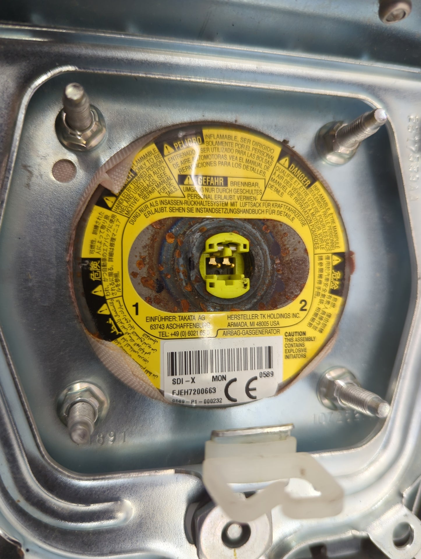 2017 Nissan Titan Xd Air Bag Driver Left Steering Wheel Mounted P/N:FJEH7200663 0589-P1-000232 Fits OEM Used Auto Parts - Oe
